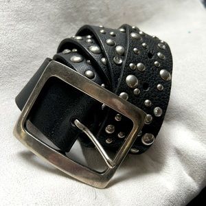 Vintage NINE WEST studded leather belt, size M